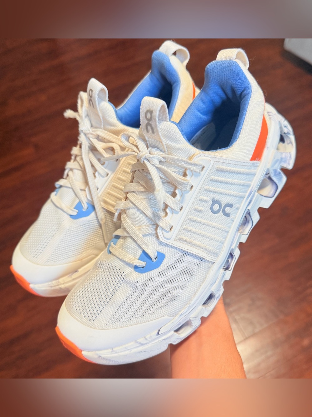 On cloud kids Athletic sneakers unisex